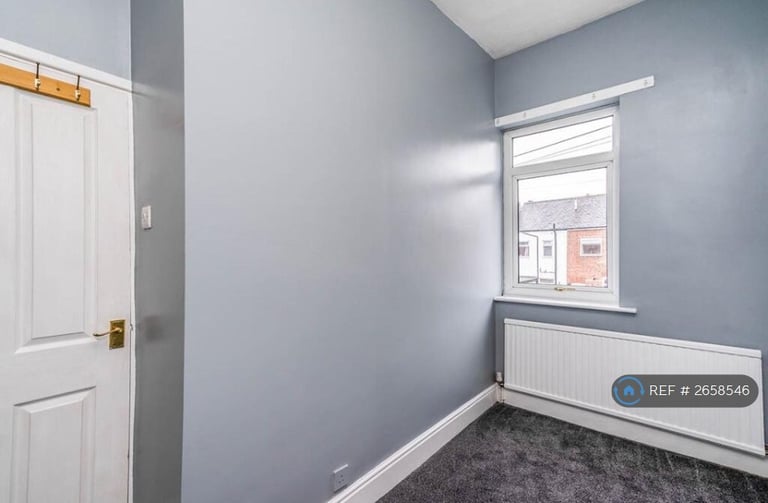 2 bedroom house in Pendlebury Road, Swinton, Manchester, M27 (2 bed) (#2658546)