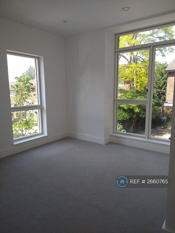 3 bedroom house in Ravensdale Gardens, London, SE19 (3 bed) (#2660765)