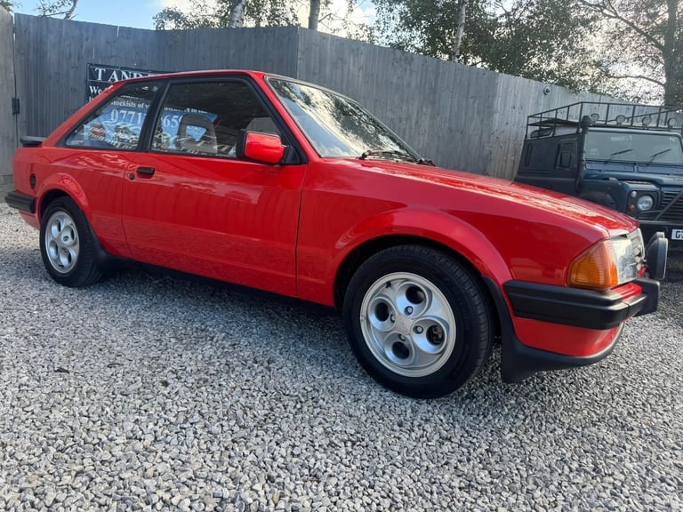  Ford Escort 1.6 XR3 3dr Petrol Manual