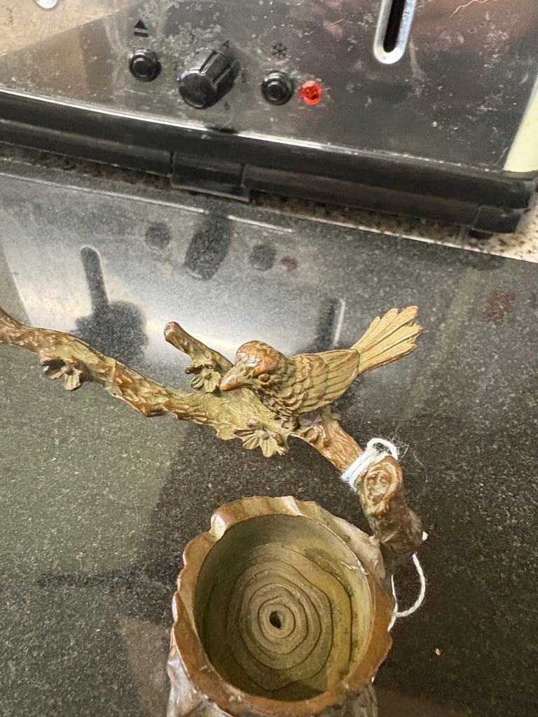 Small Bronze bird 