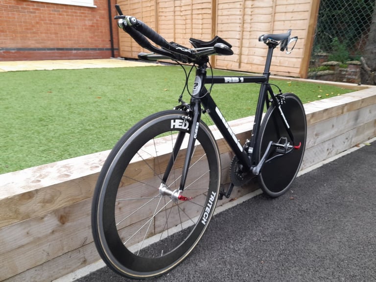 Guess RB1 Time Trial/ Triathlon Race Bike