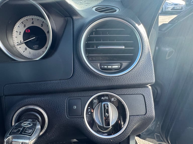 2012 Mercedes-Benz C-Class C180 BlueEFFICIENCY Sport 5dr Auto ESTATE Petrol Automatic