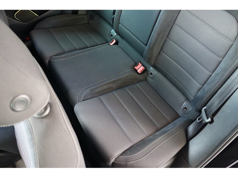 2019 Volkswagen Golf 2.0 TSI R Estate 5dr Petrol DSG 4Motion Euro 6 (s/s) (300 ps) Estate Petrol ...
