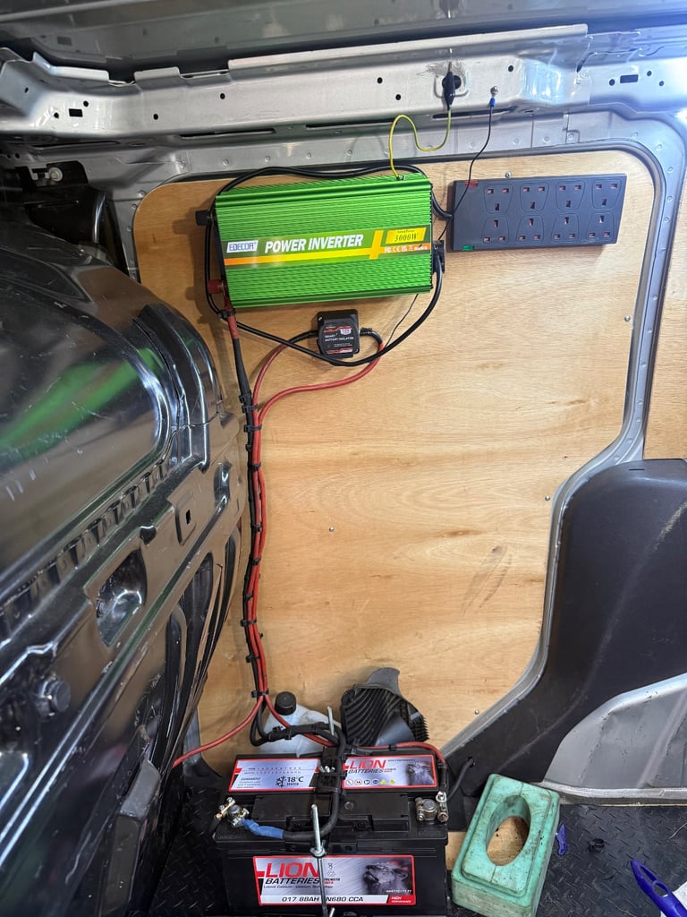 Ford, TRANSIT CONNECT Trend, 2015, Manual, 1560 (cc)