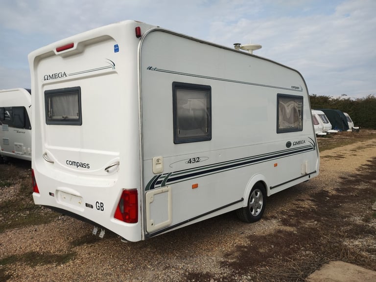Compass Omega 433 2 berth 