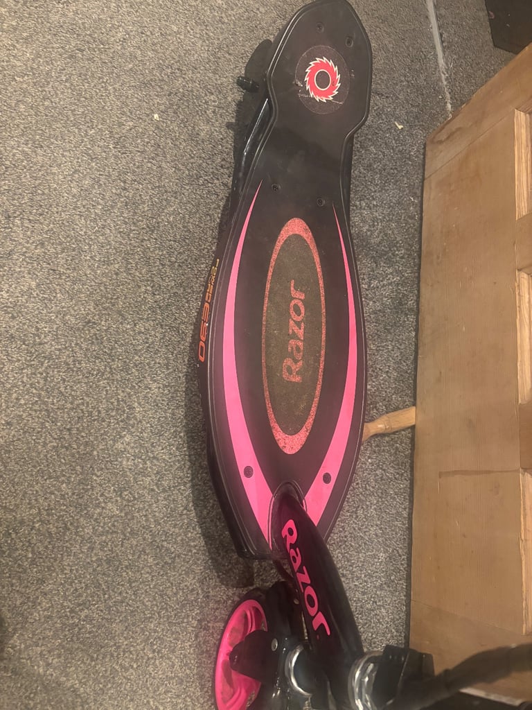 Electric scooter 