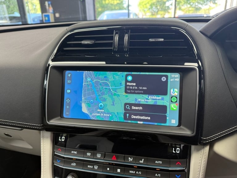 2020 Jaguar F-Pace 5.0 V8 SVR SUV 5dr Petrol Quickshift AWD Euro 6 (s/s) (550 ps) ESTATE Petrol A...