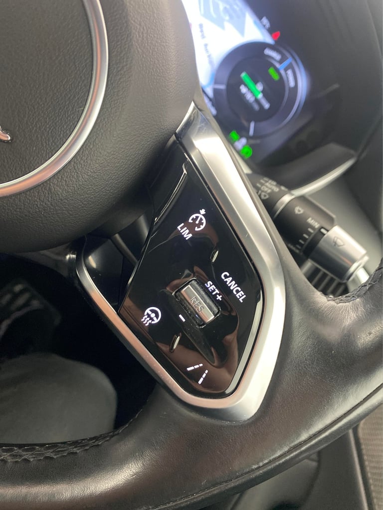 2020 Jaguar I-Pace 400 90kWh SE SUV 5dr Electric Auto 4WD (400 ps) - HEATED STEERING - LANE DE Su...