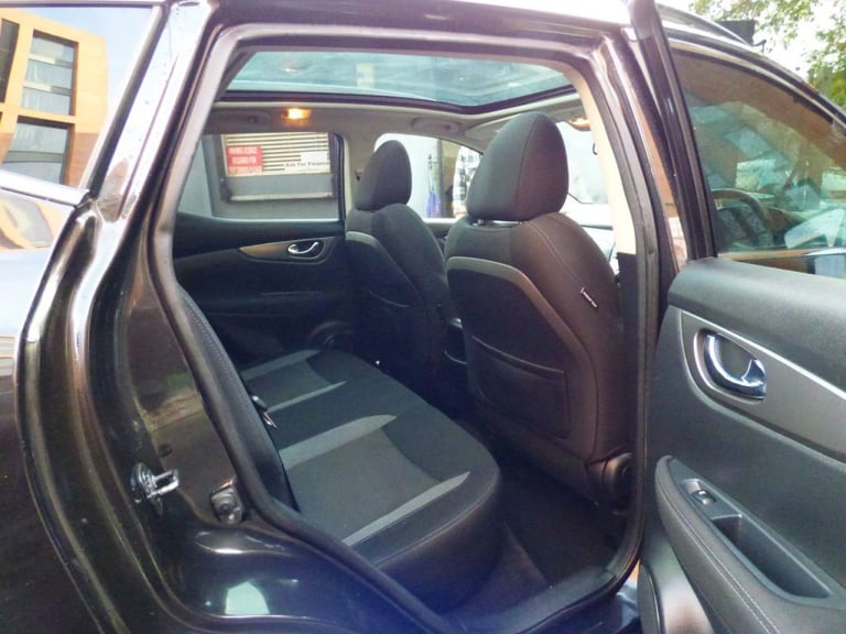  Nissan Qashqai 1.2 DiG-T N-Connecta 5dr Xtronic Petrol