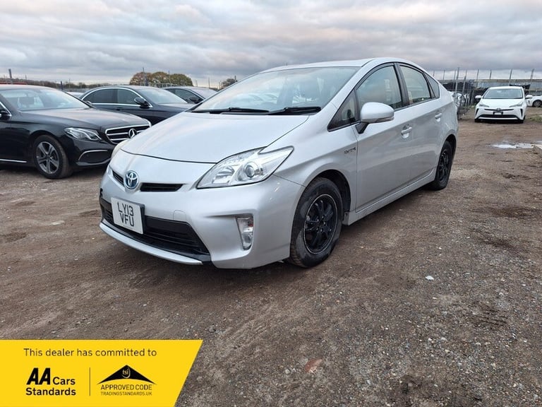 2016 Toyota Prius 1.8 VVT-h T3 Hatchback 5dr Petrol Hybrid CVT Euro 5 (s/s) (136 ps) HYBRID ELECT...