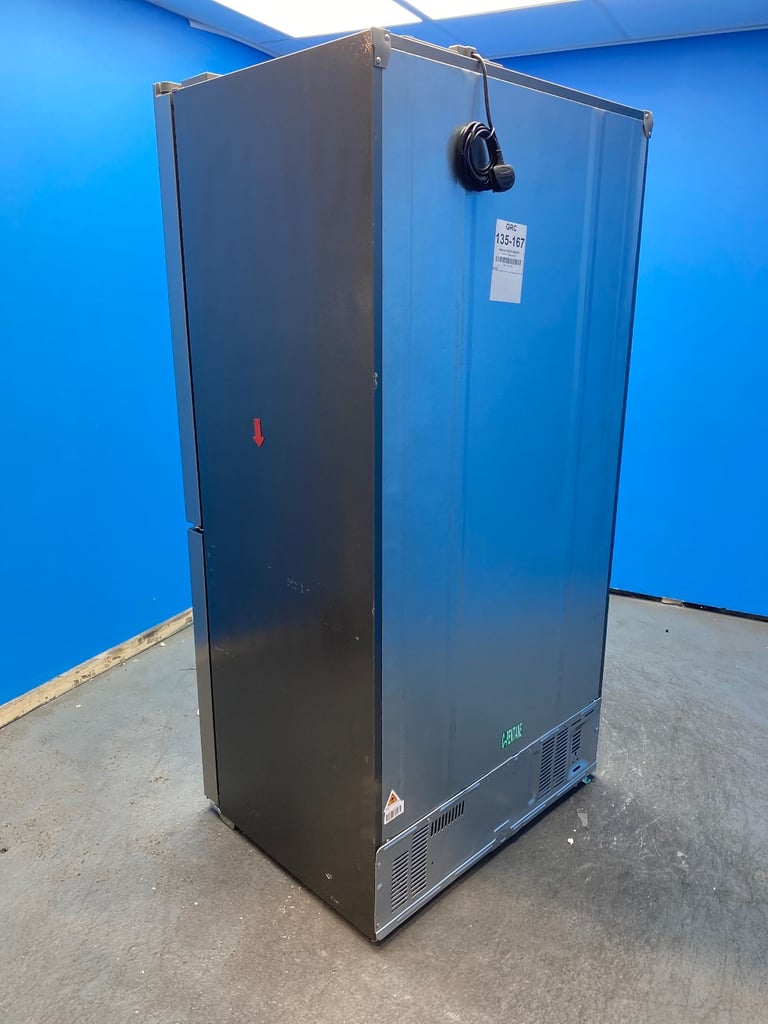 Hoover HSC918ENXK 567L No Frost American Style Fridge Freezer