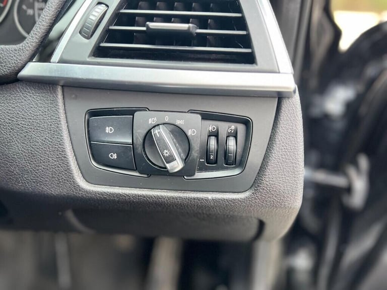 2016 BMW 3 Series 320i 2.0 Manual Sport 4dr Saloon 105,000 Miles. ULEZ Free. PX OK SALOON Petrol ...