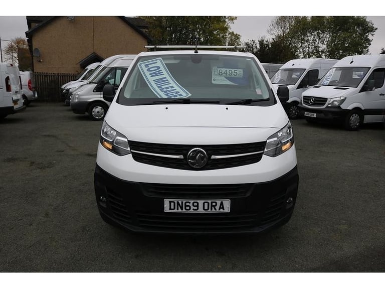 2019 VAUXHALL VIVARO LWB *NO VAT* NEW TIMING BELT EXCELLENT CONDITION transit