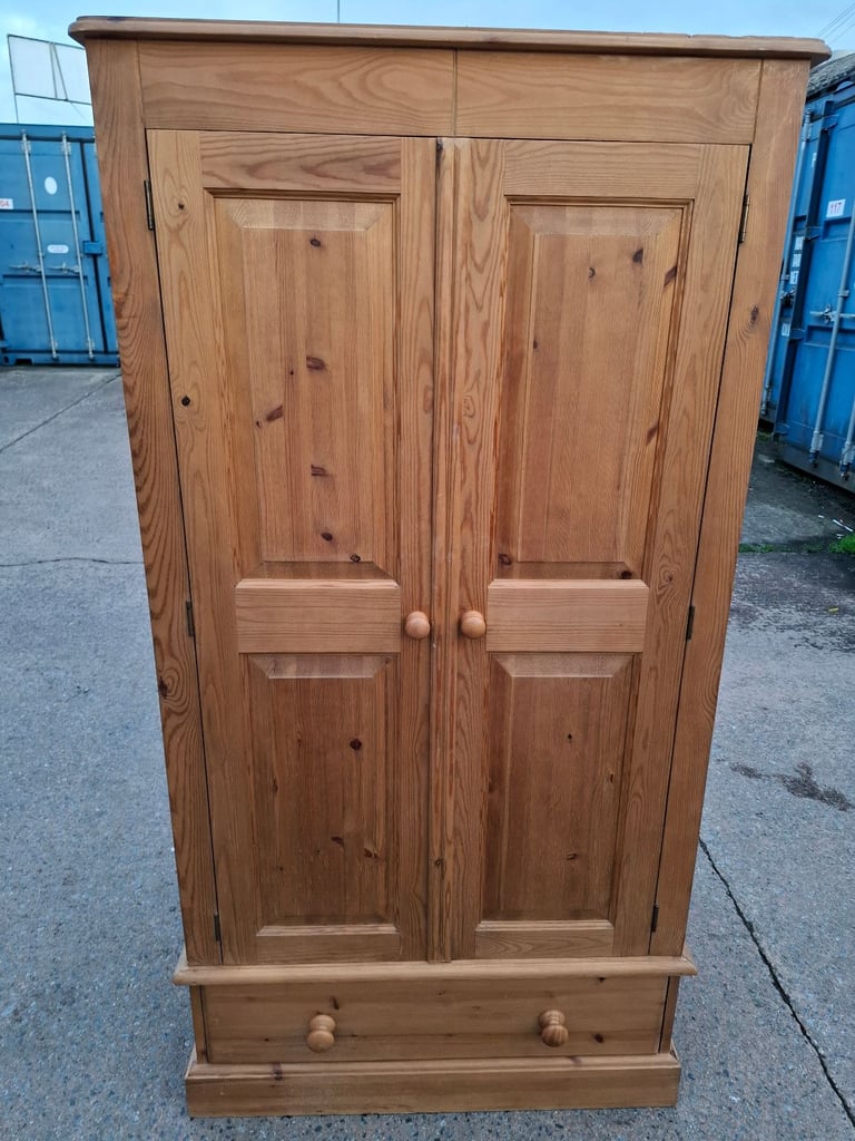 Pine double wardrobe with drawer