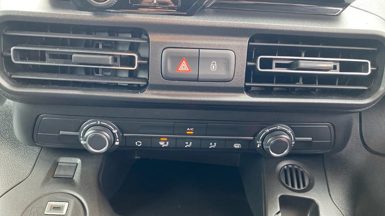 2024 Peugeot Partner 1.5 BlueHDi 130 Asphalt Van EAT8 PANEL VAN DIESEL Automatic