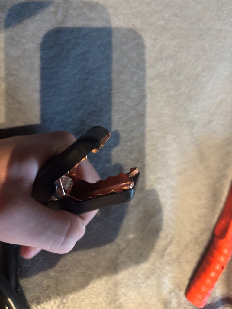 Jumper cable for cars 