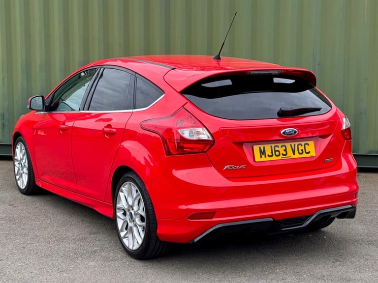 2013 Ford Focus 1.0T EcoBoost Zetec S Hatchback 5dr Petrol Manual Euro 5 (s/s) (125 ps) Hatchback...