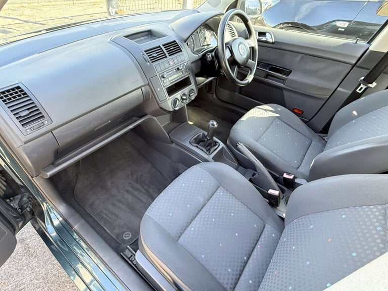 2003 Volkswagen Polo 1.2 S Hatchback 5dr Petrol Manual (144 g/km, 55 bhp) Hatchback Petrol Manual