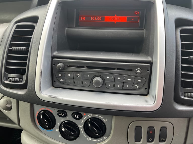 2012 Vauxhall Vivaro 2.0CDTI [115PS] Sportive Van 2.7t PANEL VAN Diesel Manual