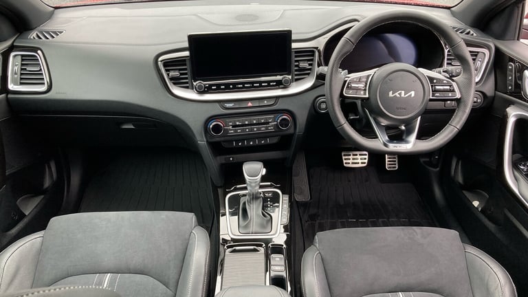 2025 Kia Ceed 1.5T GDi ISG 138 GT-Line S 5dr DCT Petrol Hatchback Hatchback Petrol Automatic