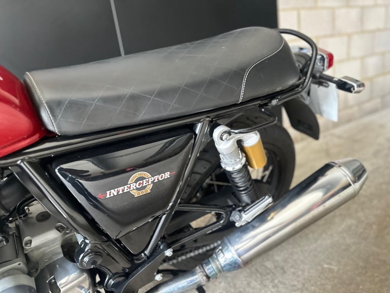 STUNNING LOW MILEAGE 2022/72 ROYAL ENFIELD INTERCEPTOR 650 MOTORCYCLE