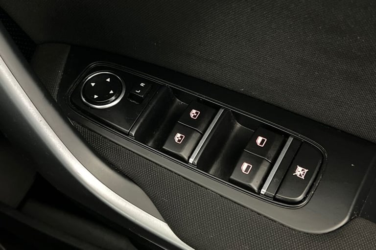 2018 KIA CEED 1.0 T-GDI ECO 2 HATCHBACK 5DR PETROL MANUAL EURO 6 (S/S) (118 BHP)