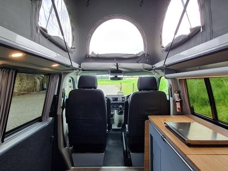 Volkswagen VW Transporter Uberbus Campervan