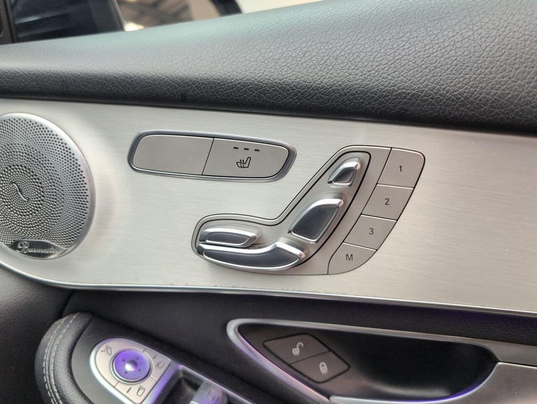 2016 Mercedes-Benz GLC 2.1 GLC250d AMG Line (Premium Plus) SUV 5dr Diesel G-Tronic 4MATIC Euro 6 ...