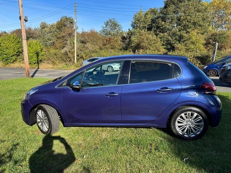 2017 Peugeot 208 1.2 Allure 5Dr Hatch £4250
