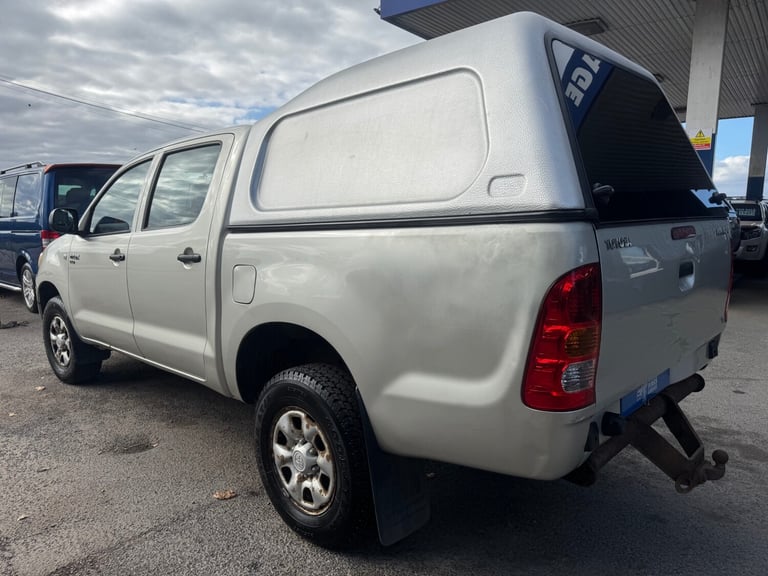 Toyota HiLux D/Cab Pick Up Truck D-4D 2.5120ps Manual Good Condition No Vat