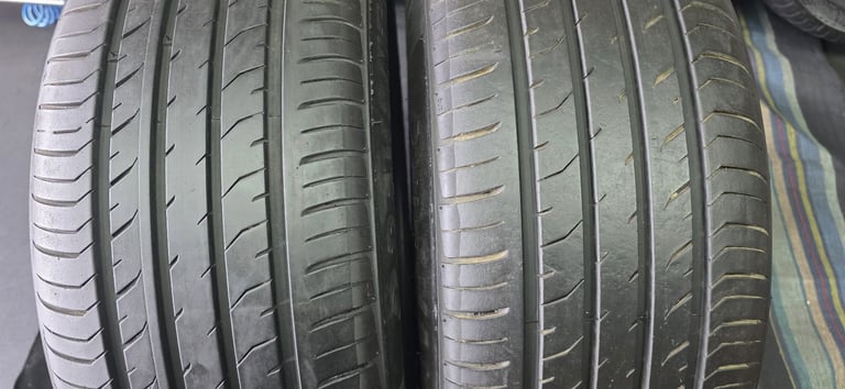 215 55 16   2 x tyres Davanti DX390