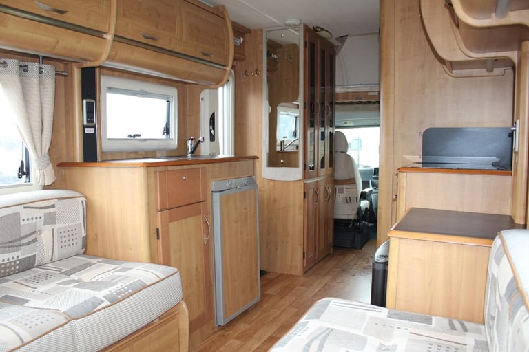 2009 "59" Plate Auto Trail Apache SE 634U Luxury 4 Berth Motorhome, Rear Lounge