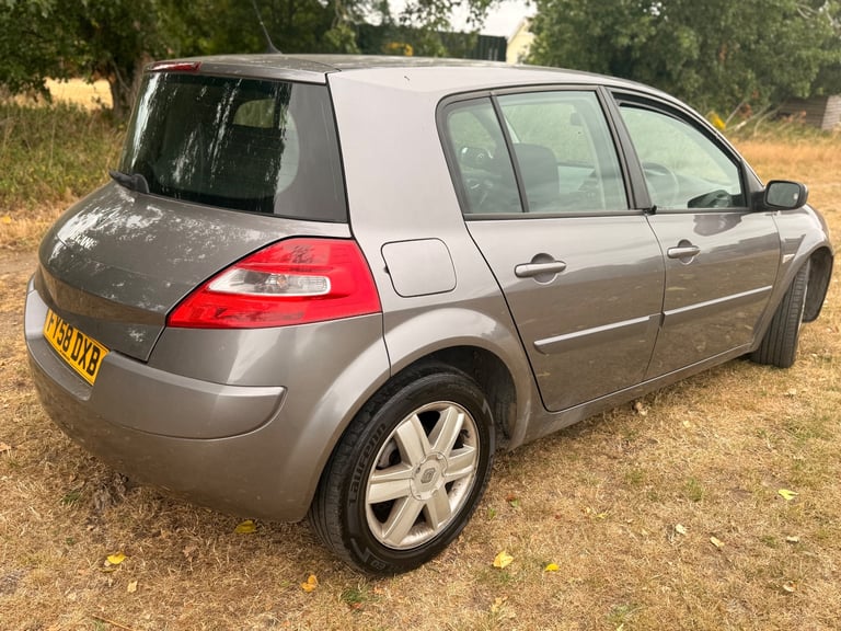 2009 MEGANE - 83,000 LOW MILES 