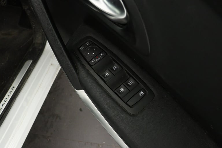 2022 Renault Kadjar 1.3 TCE Techno 5dr EDC Hatchback Petrol Automatic