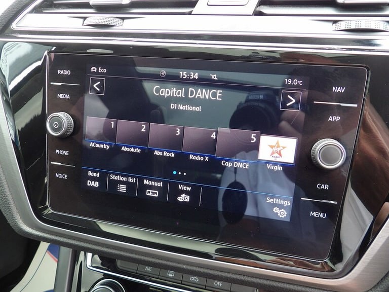 2018 Volkswagen Touran 2.0 TDI SE Family 5dr DSG MPV DIESEL Automatic