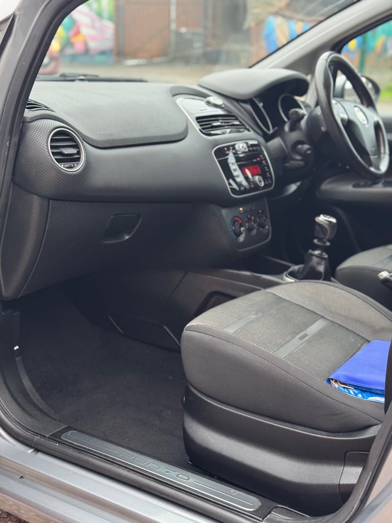 Fiat, PUNTO EVO, Hatchback, 2011, Manual, 1368 (cc), 5 doors