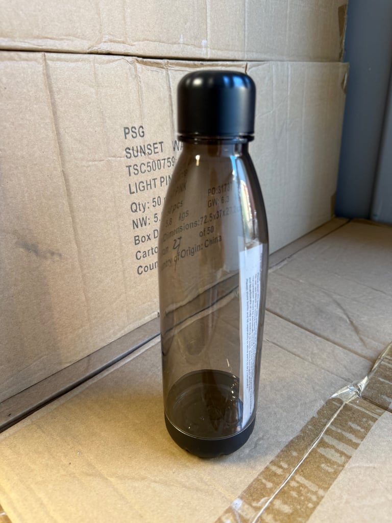 Wholesale Joblot box of 50 brand new 700mL water bottles