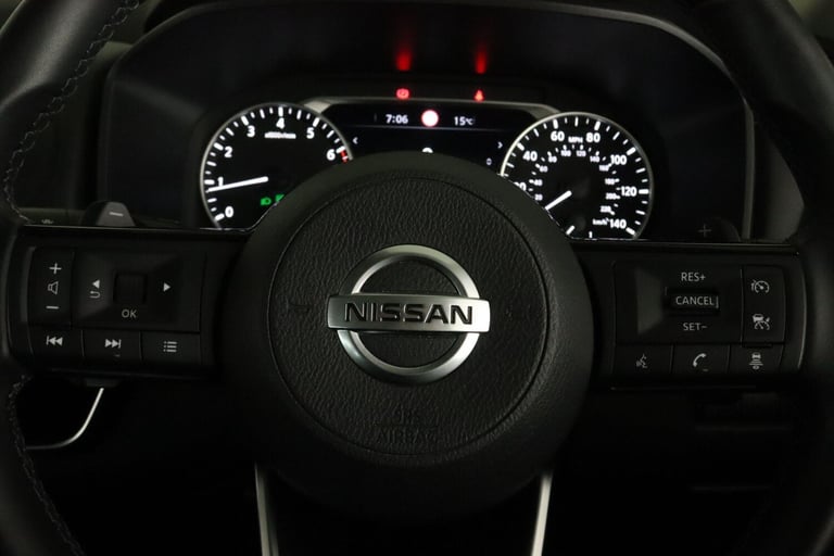 2021 Nissan Qashqai 1.3 DIG-T MHEV Acenta Premium XTRON Euro 6 (s/s) 5dr HATCHBACK Petrol/Electri...