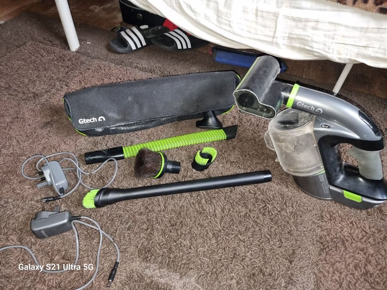 image for Gtech handheld vacuum cleaner 