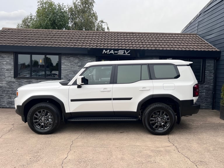 2025 Toyota Land Cruiser 2.8D 204 Commercial Auto Hard Top  Diesel Automatic
