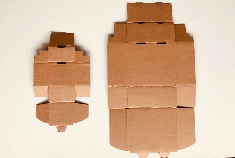 100 Small Gift items / Jewellery packaging packing cardboard boxes for Home Business 8X8X5cm