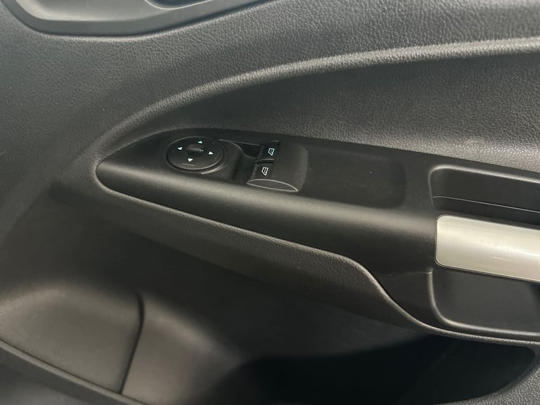 2016 Ford Transit Connect Van 210 L2 Trend 1.6 95PS StgV 5 Speed Van Diesel Manual