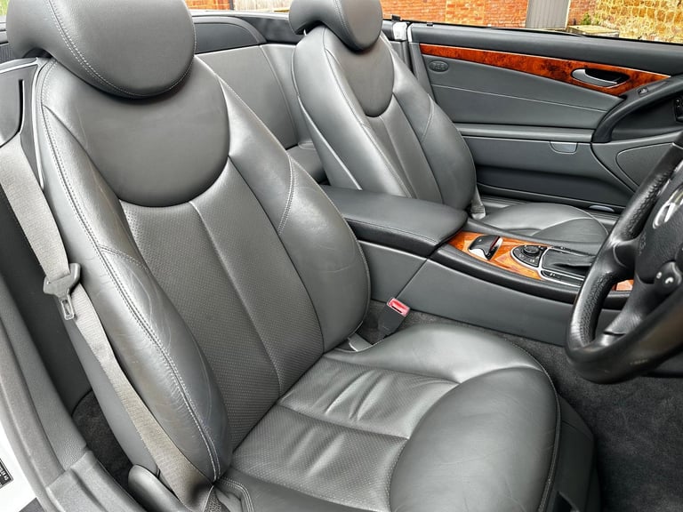 2005 Mercedes-Benz SL 500 Auto. Just 41,000 Miles From New. Panoramic Roof.