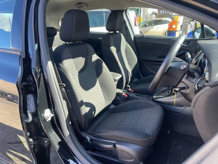 2018 Vauxhall Astra 1.4T SRI AUTOMATIC Hatchback Petrol Automatic