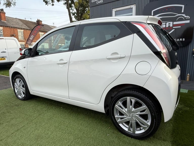 2015 Toyota AYGO 1.0 VVT-i x-pression x-wave 5dr Petrol Manual Euro 5 Euro 5 (68 ps) HATCHBACK Pe...