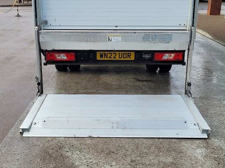 2022 Ford Transit 350 EcoBlue Leader Luton TDCI 130ps 4.1m with Air Con, Tail Lift &amp; 1 Owner ...