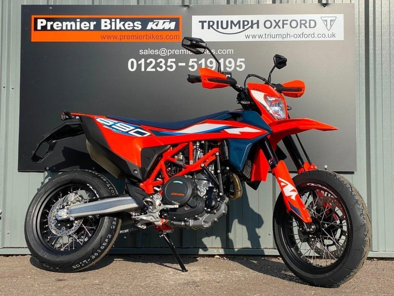 image for KTM 690 SMC R ABS SUPERMOTO MOTORCYCLE 