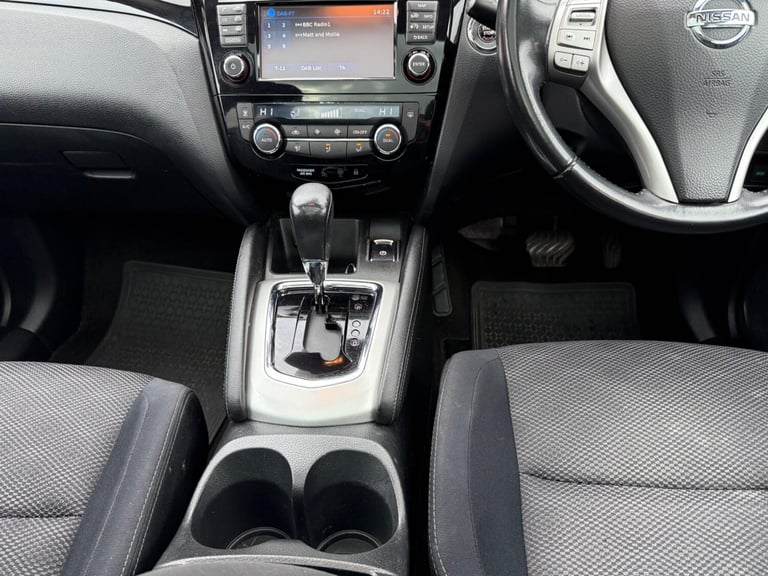 2015 Nissan Qashqai 1.6 dCi n-tec+ XTRON 2WD Euro 6 (s/s) 5dr Diesel