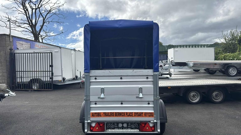 BRAND NEW 5ft x 4ft SINGLE AXLE DOUBLE BROADSIDE TRAILER WITH 80CM FRAME AND COVER 750KG
