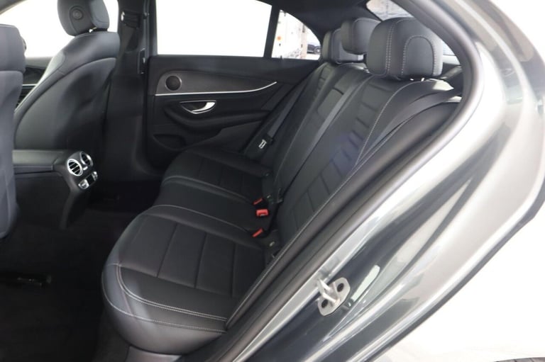 2021 Mercedes-Benz E-Class 2.0 E300de 13.5kWh AMG Line G-Tronic+ Euro 6 (s/s) 4dr Saloon DIESEL/E...
